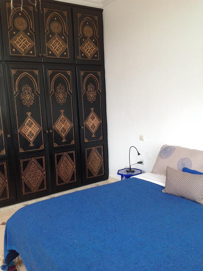 La Maison Des Ailleurs Szavíra Kültér fotó
