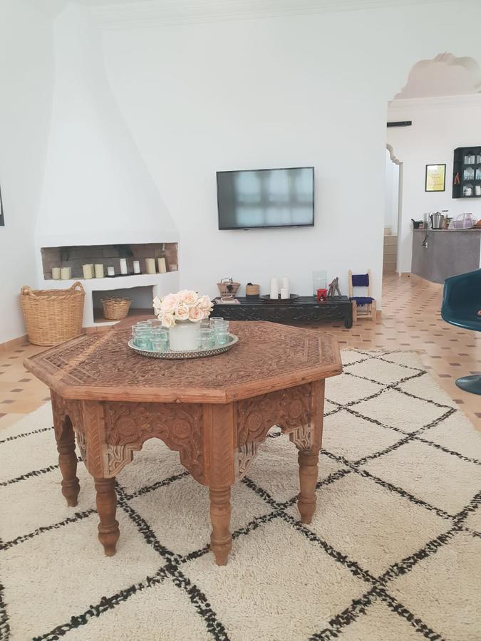 La Maison Des Ailleurs Szavíra Kültér fotó